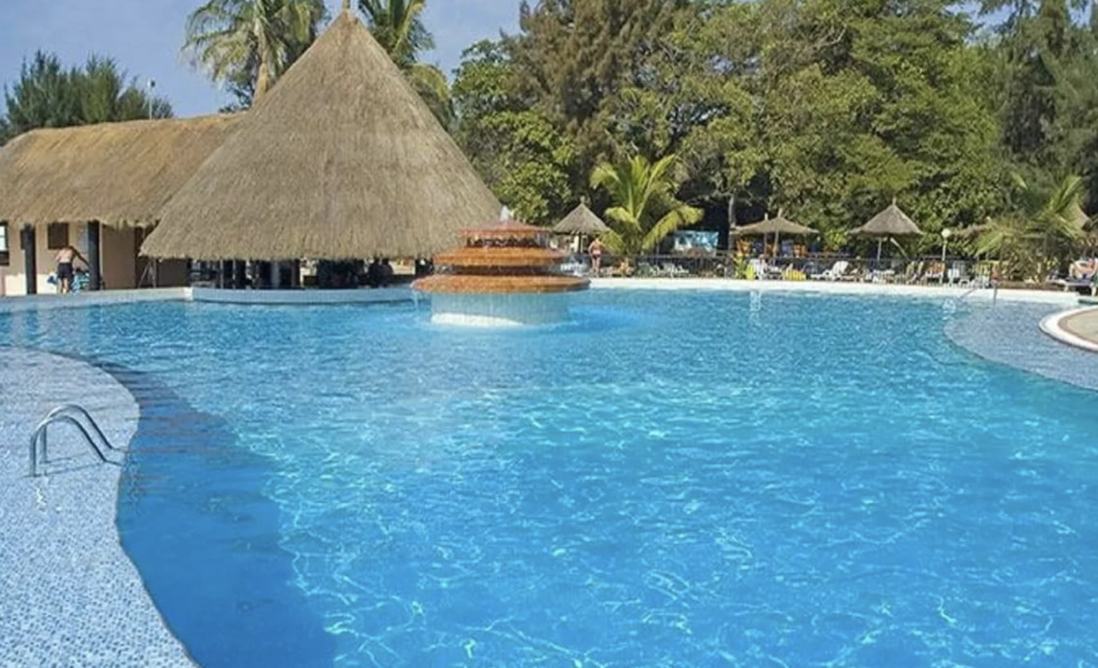 Gambia: Vuelos directos + 7 noches resort playa por 450 euros