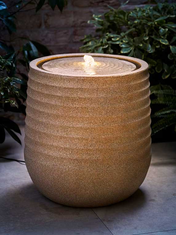 Round Ribbed Solar Water Fountain