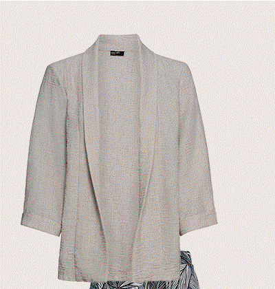 Blazer, Beige, leicht strukturierter Stoff, 3/4-Ärmel, Produktansicht, Vorderansicht. Blazer, schwarz-weiß gemustert, lange Ärmel, Produktansicht, Vorderansicht