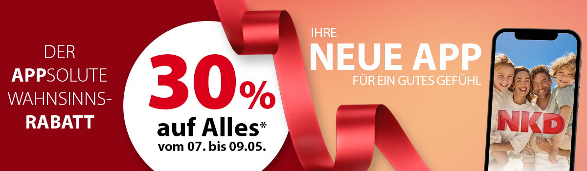 Frauenmodel trägt weißes Oberteil, rotes Band im Vordergrund, Smartphone mit App auf dem Display, Vorderansicht