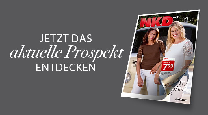 Prospekt, Frauenmodel trägt beigefarbenes Langarmshirt, weiße Hose, Frauenmodel trägt weißes Oberteil mit Spitze, beigefarbene Hose, Vorderansicht