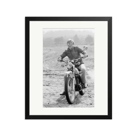 Robert Redford by Terry O'Neill 1975 Framed Print