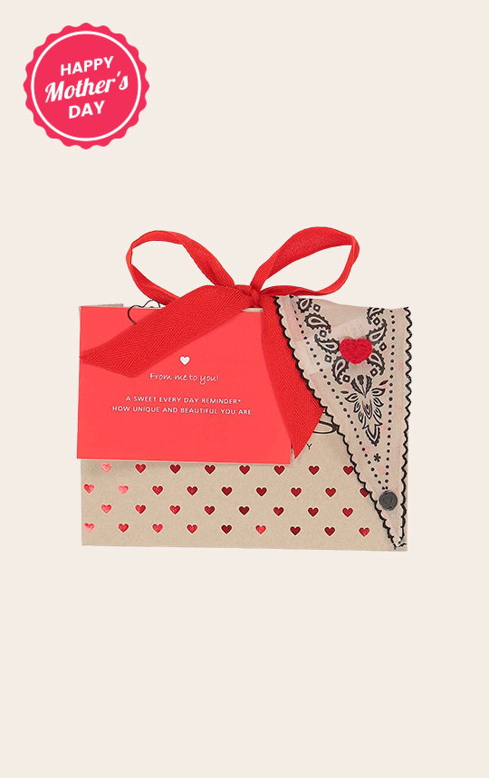 Geschenkset Halstuch mit Paisley-Design und Herzen, Geschenktasche und Grußkarte