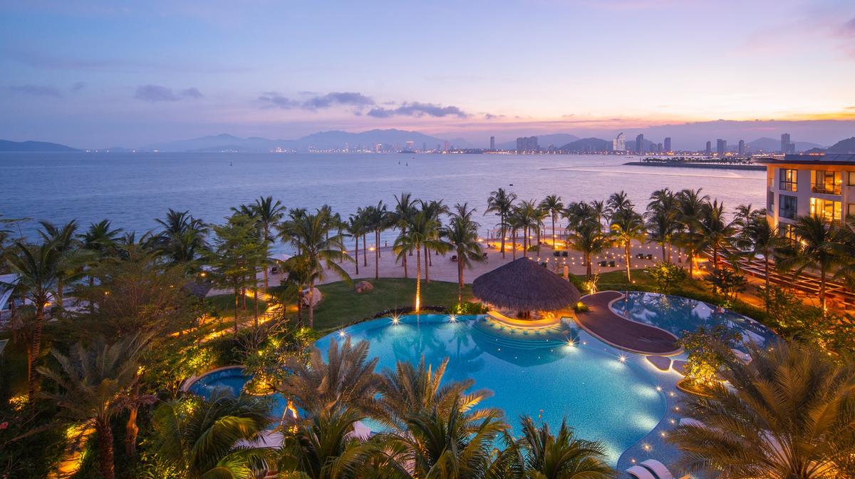 Nha Trang Oceanfront Retreat with Daily Breakfast, Nightly Dinner & Cocktails
