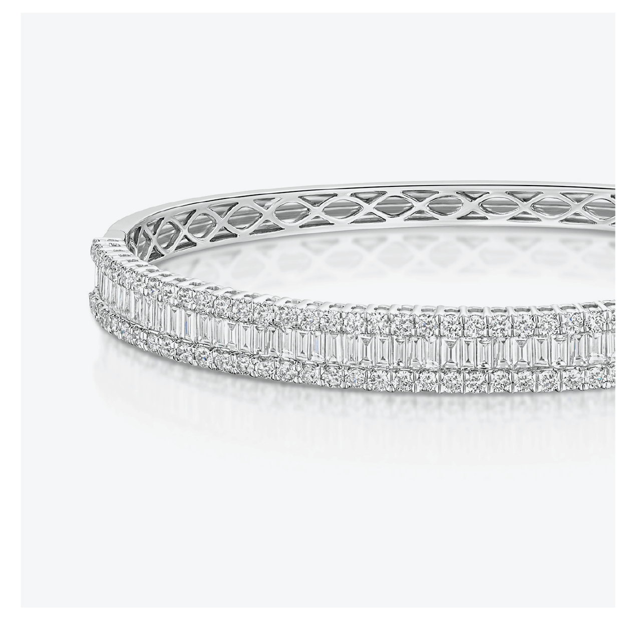 18ct White Gold Round Brilliant and Baguette Cut 5.00ct Diamond Bangle