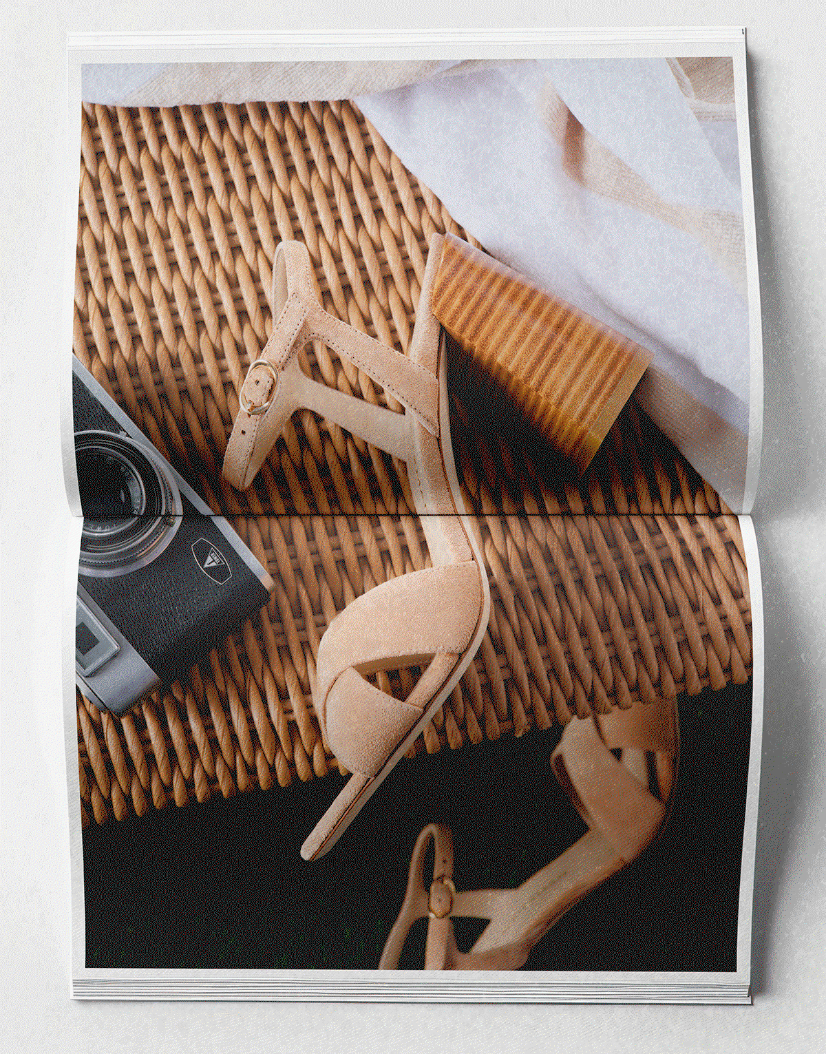 Sandals - GIF