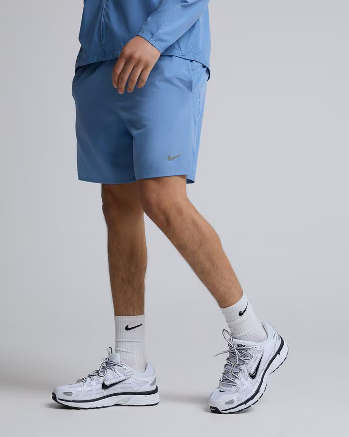 Nike Run Challenger 7 Inch Unlined Short