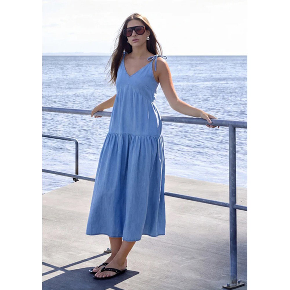 Image of Msjanika Maxi Dress - Light Denim