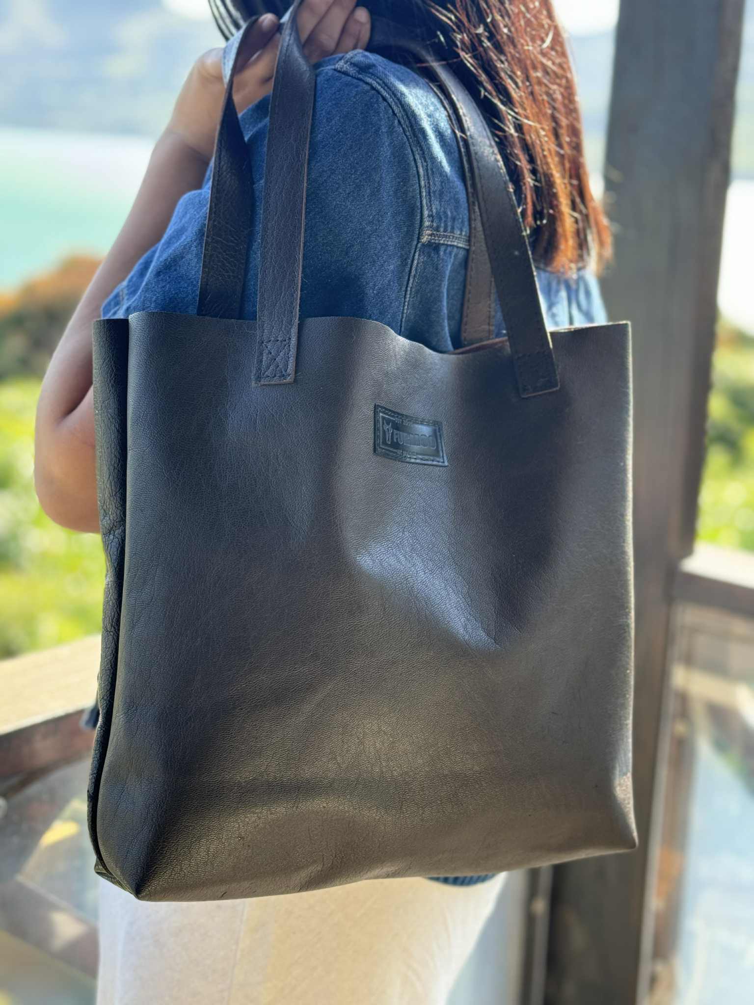 Image of Lynleys Leather Tote