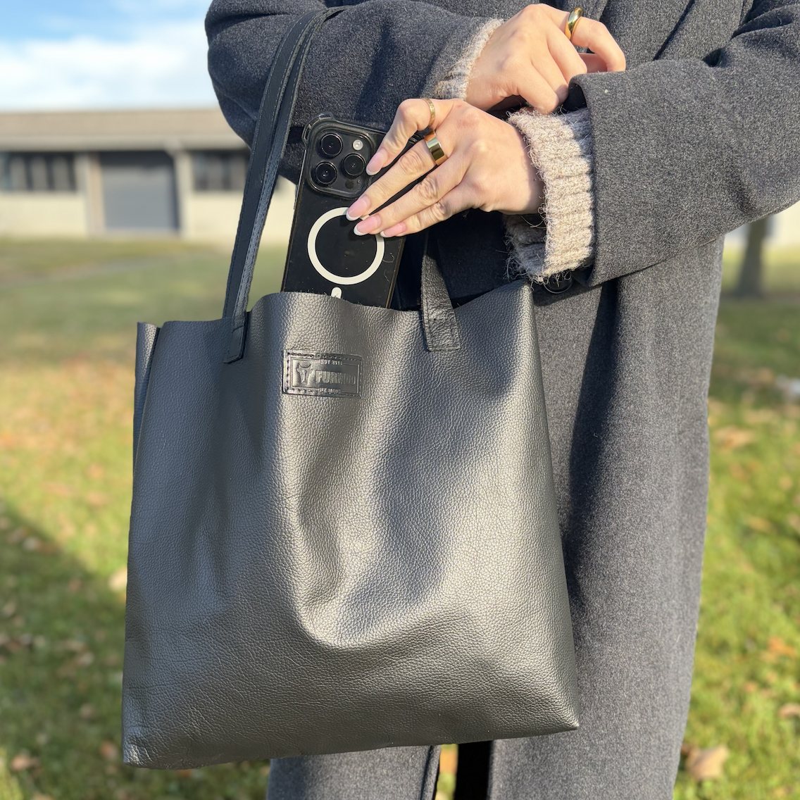 Lynleys Leather Tote Bag 