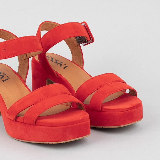 Flora Red