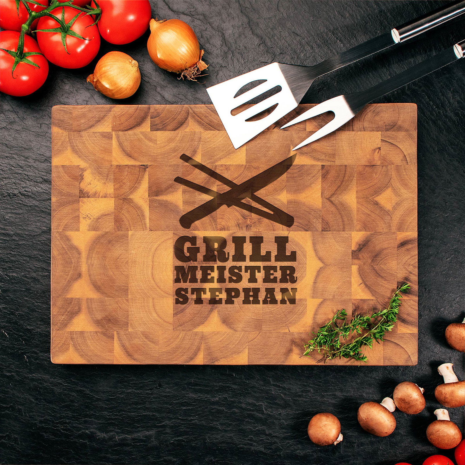 Image of Premium Stirnholz Schneideblock Akazie mit Grillmeister Gravur