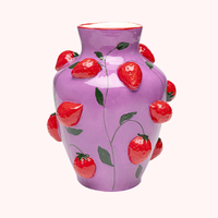 Vase_Strawberry_Fields