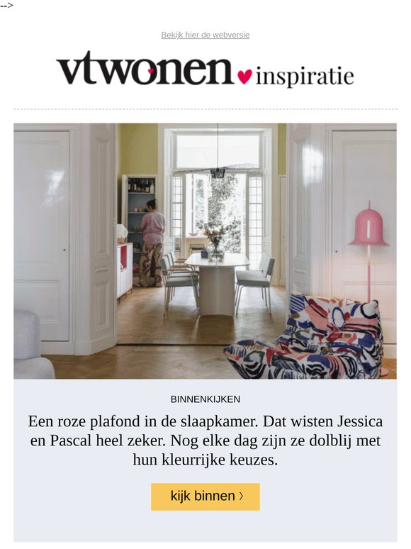 Binnenkijken in een huis vol design, kunst en karakter: Een roze plafond in de slaapkamer. Dat wisten Jessica en Pascal heel zeker.