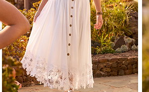 Beautiful Button Front Lace Trim Skirt
