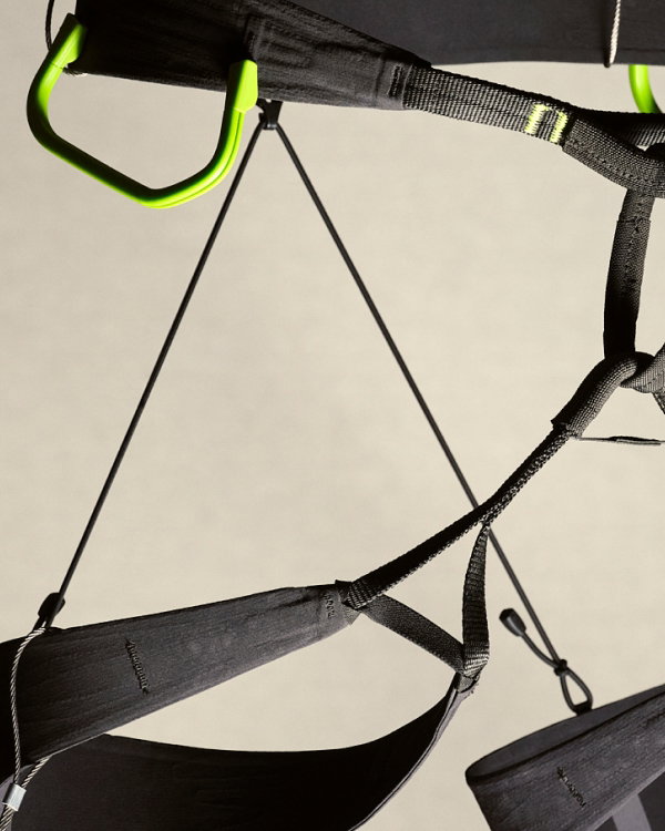 http://drm.arcteryx.com/2026/S26/Outdoor/Climb-Lithos/SS26-ClimbLithos-DesignDetails-General-Email-Primary-Desktop-p3.jpg