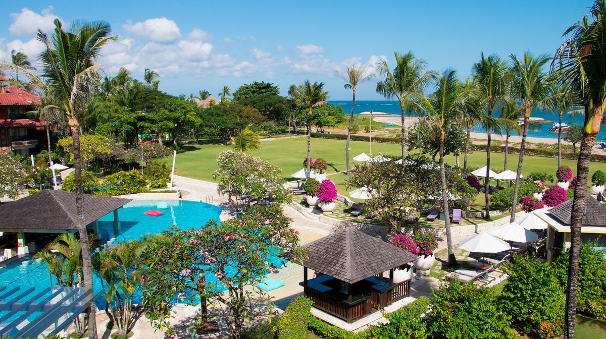 Kuta All-Inclusive Beachfront Escape with Unlimited Free-Flow Drinks & Kids Stay Free