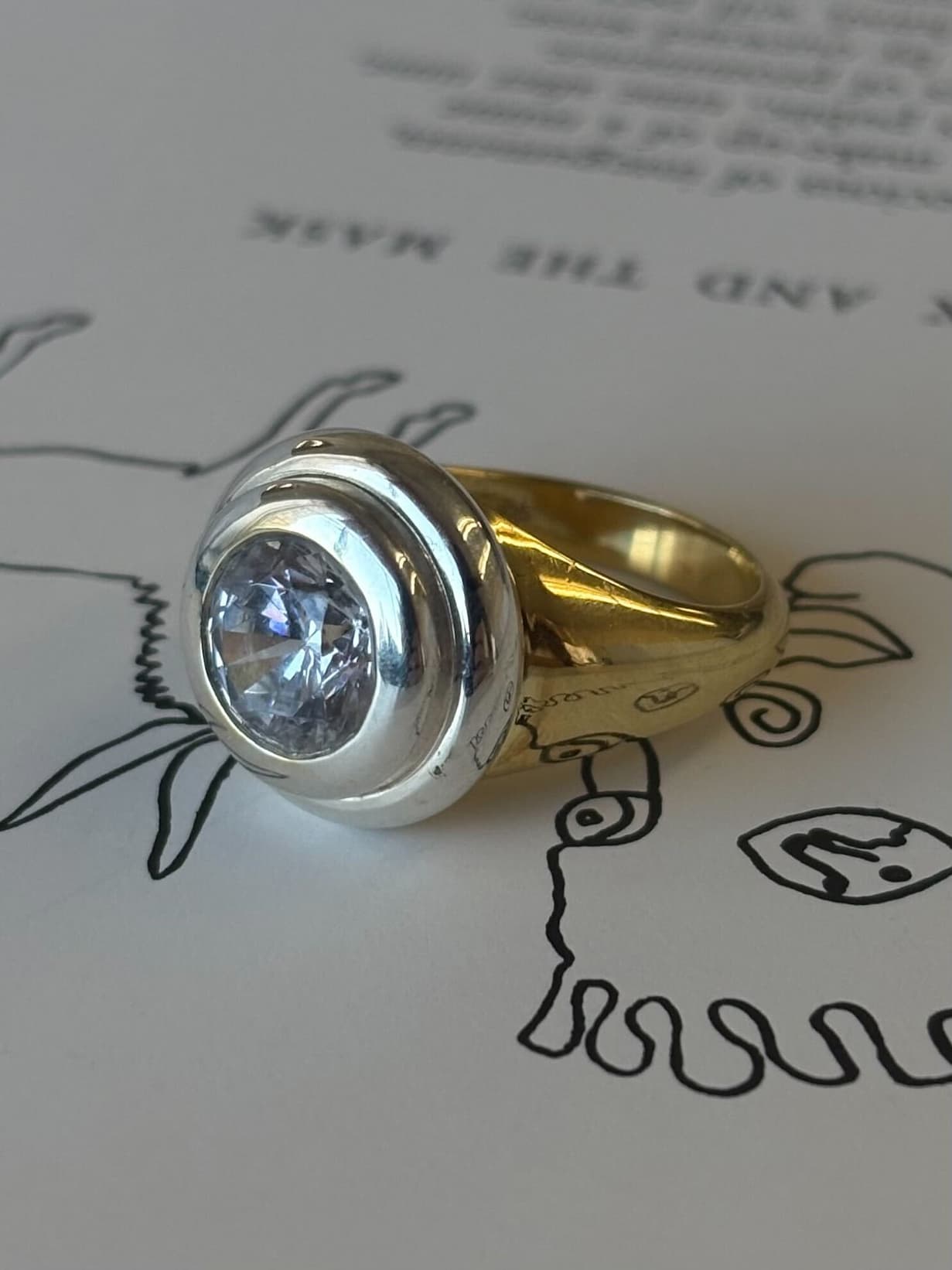 Daphne ring