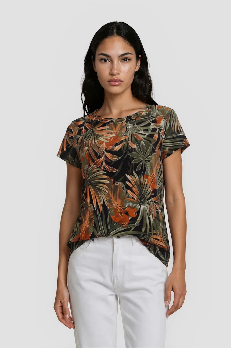 Image of Grommet Neck Tee - Multi