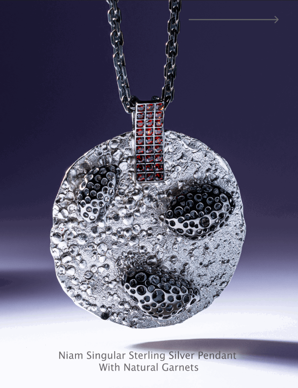 Niam Singular Sterling Silver Pendant With Natural Garnets