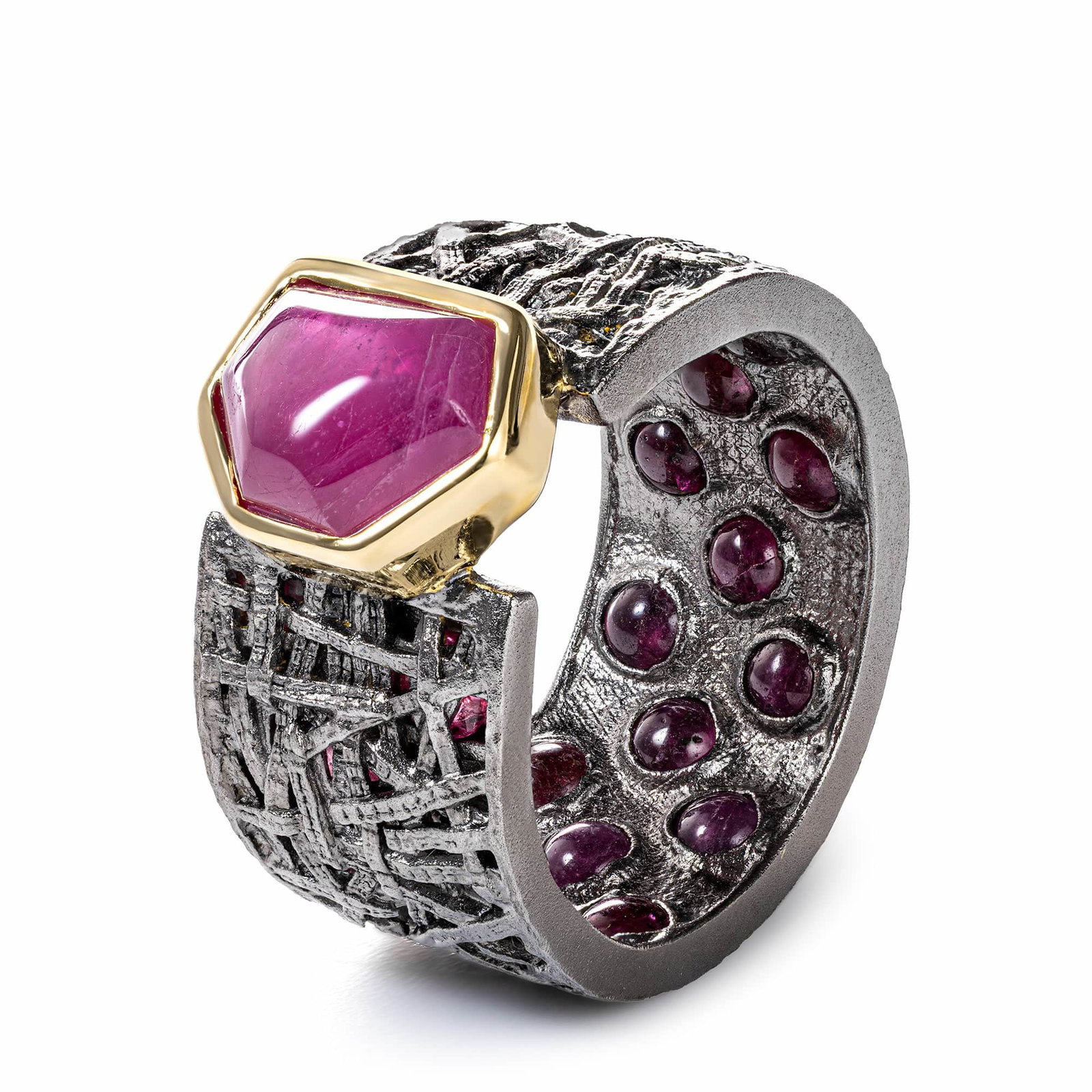 Kay Singular Edition Fancy-Cut Ruby...