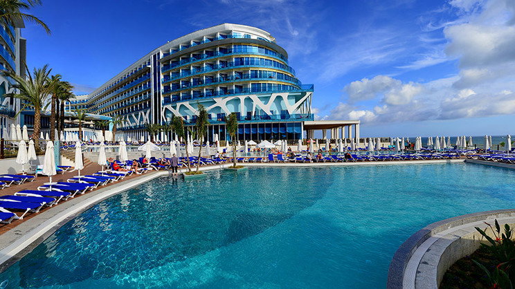 Vikingen Infinity Resort & Spa