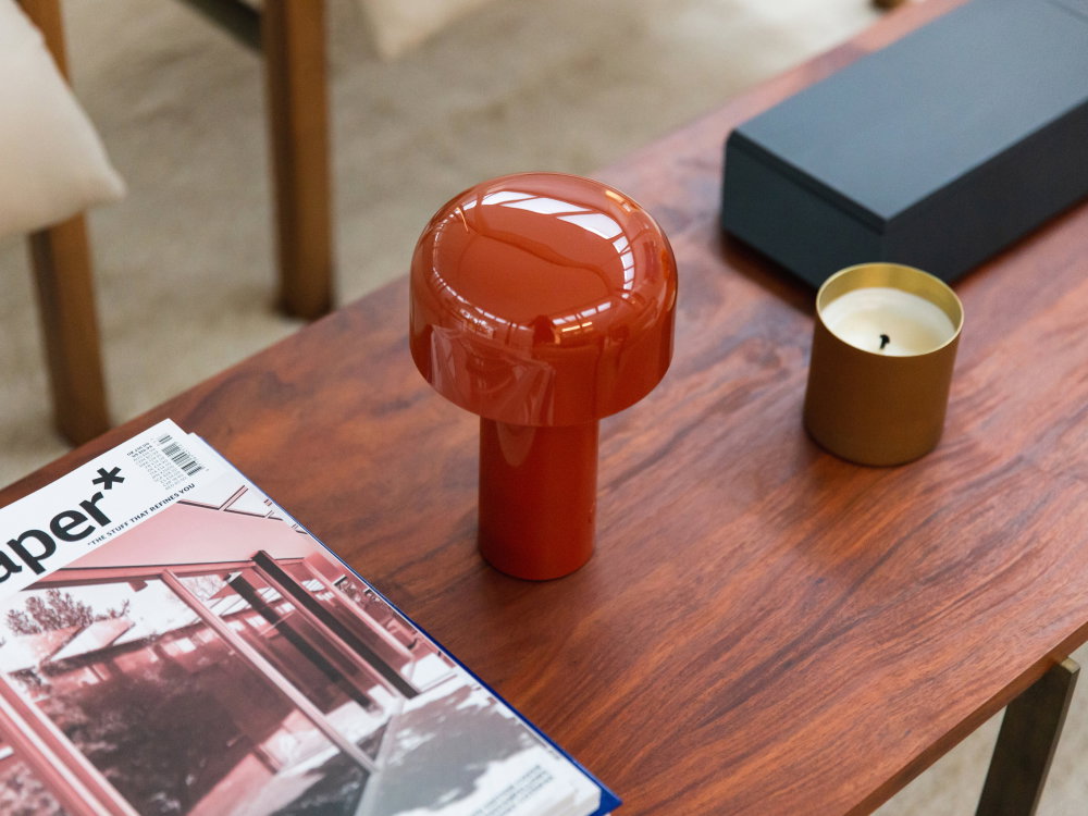 Bellhop Table