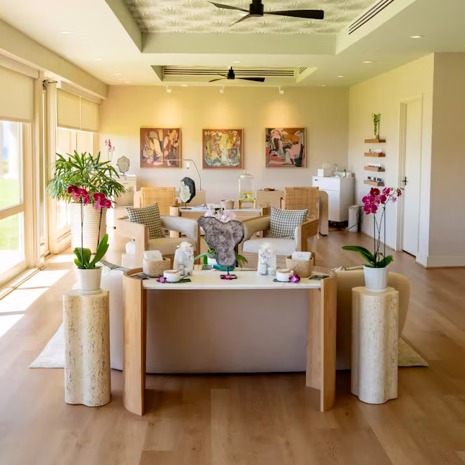 Royal Lahaina Resort & Bungalows