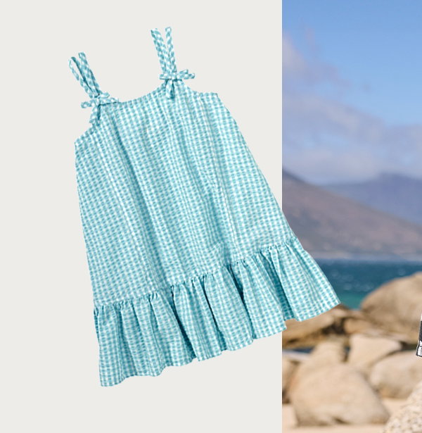 Kinderkleid, kariert, Hellblau, ärmellos, Schleifendetails an den Trägern, Rüschensaum, Vorderansicht