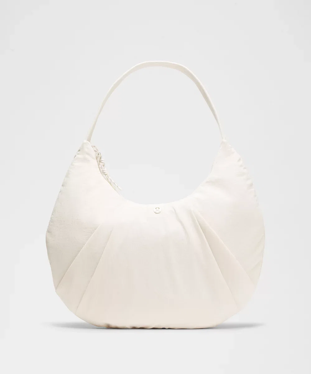 Pleated Shoulder Bag 10L in Light Ivory