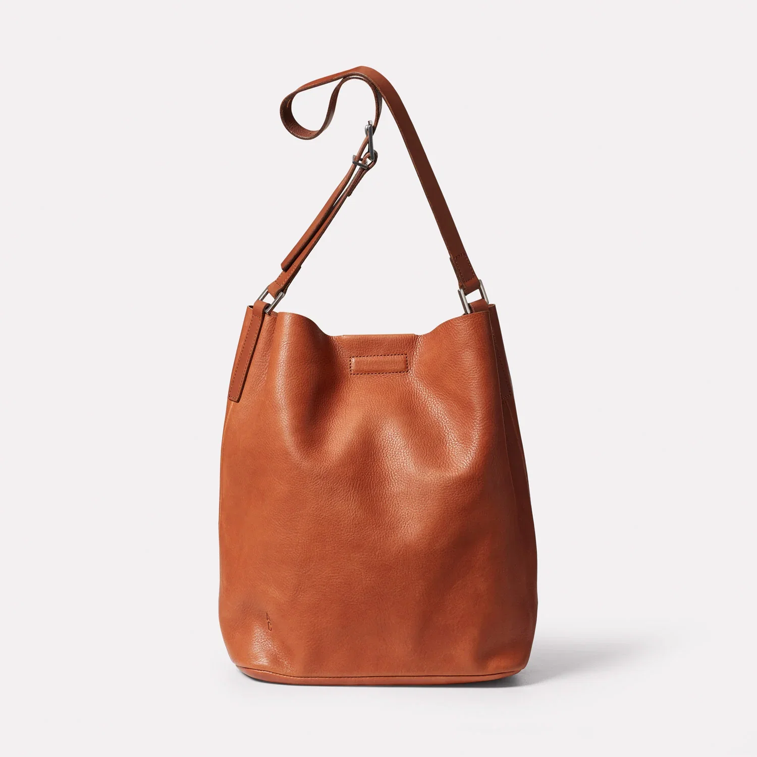 Image of Lloyd Small Calvert Leather Bucket Bag in Tan