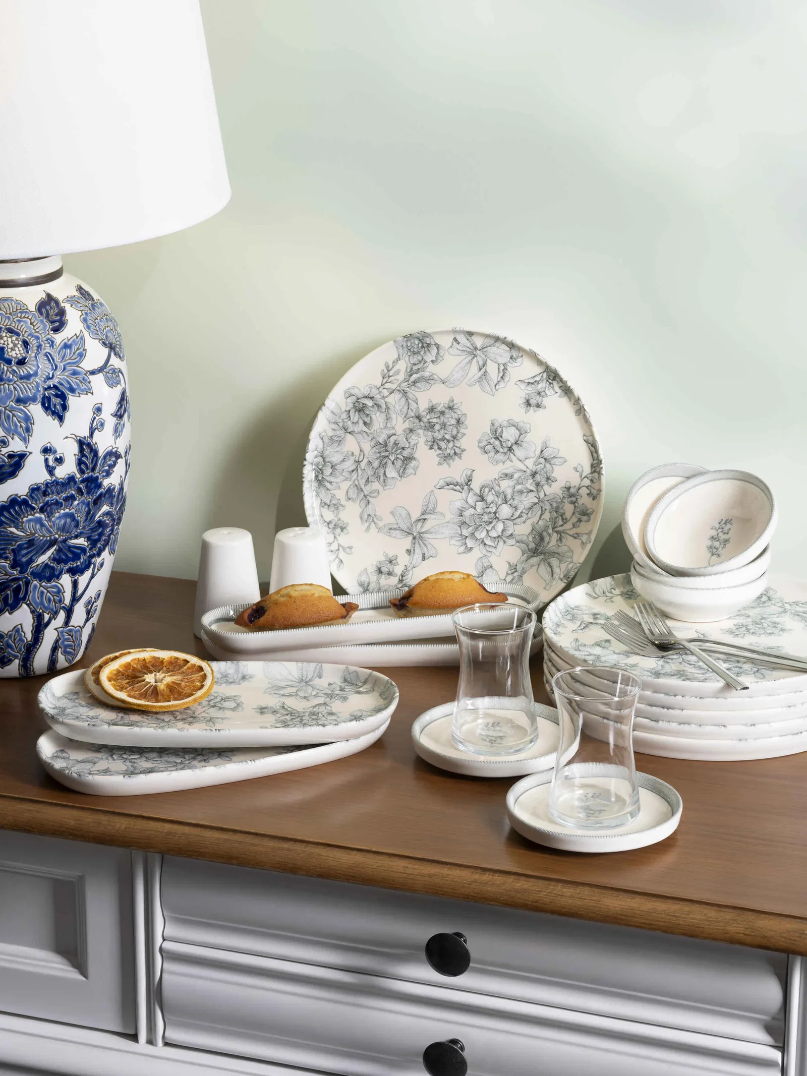 linens gri kahvaltı takımı 