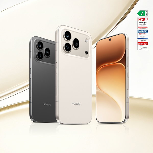 Zwei Smartphones in Schwarz und Weiß vor hellem Hintergrund.