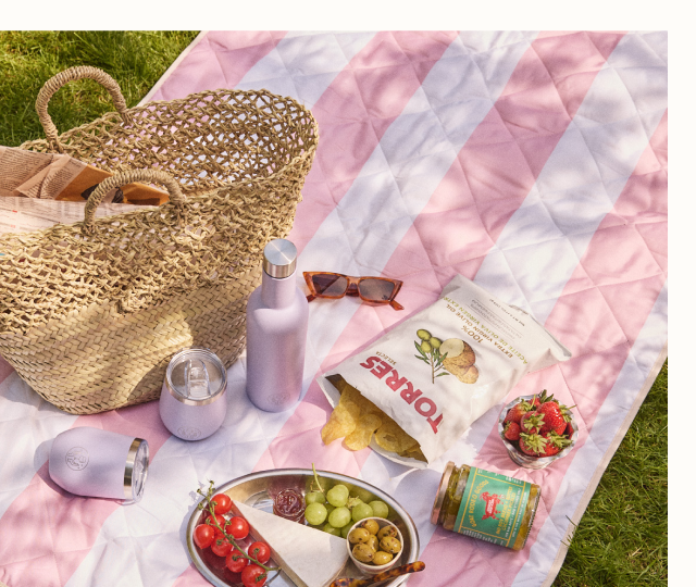The Personal Everything Picnic Blanket Pink