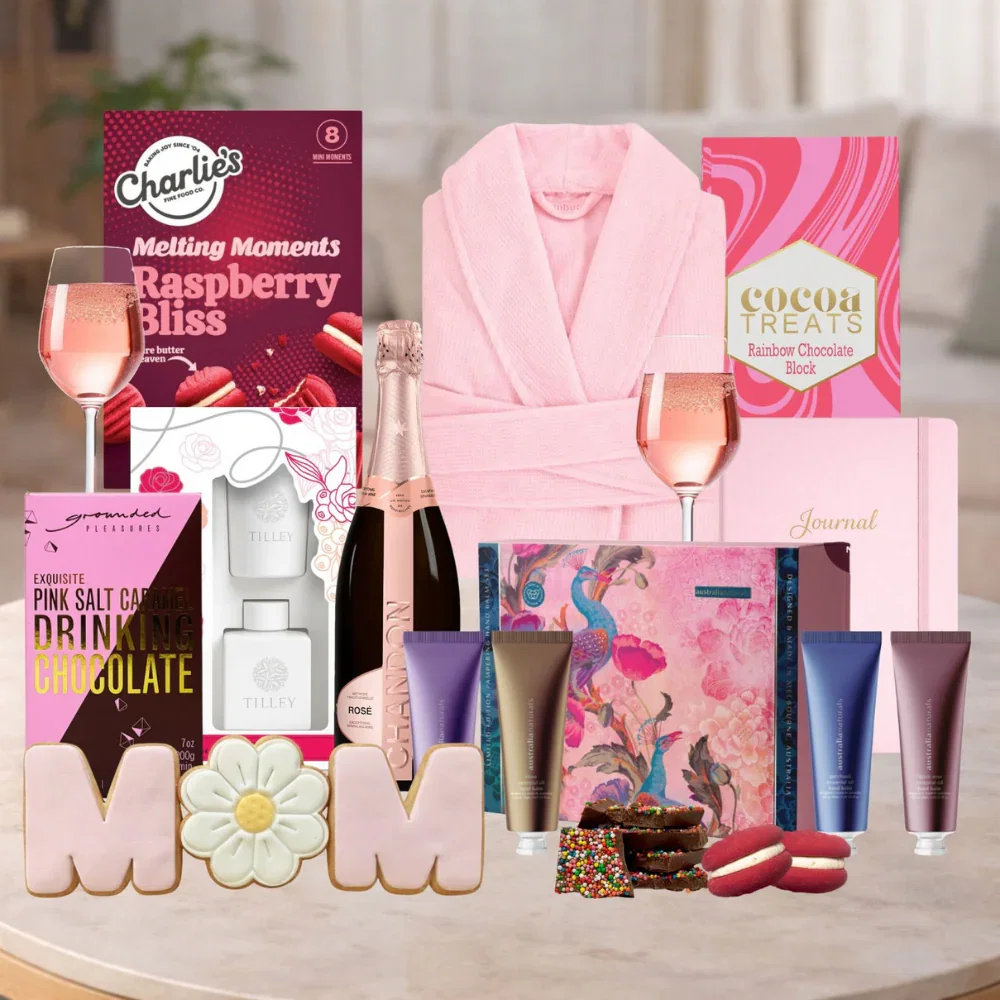 Image of Champagne & Pamper Gift Basket for Mum