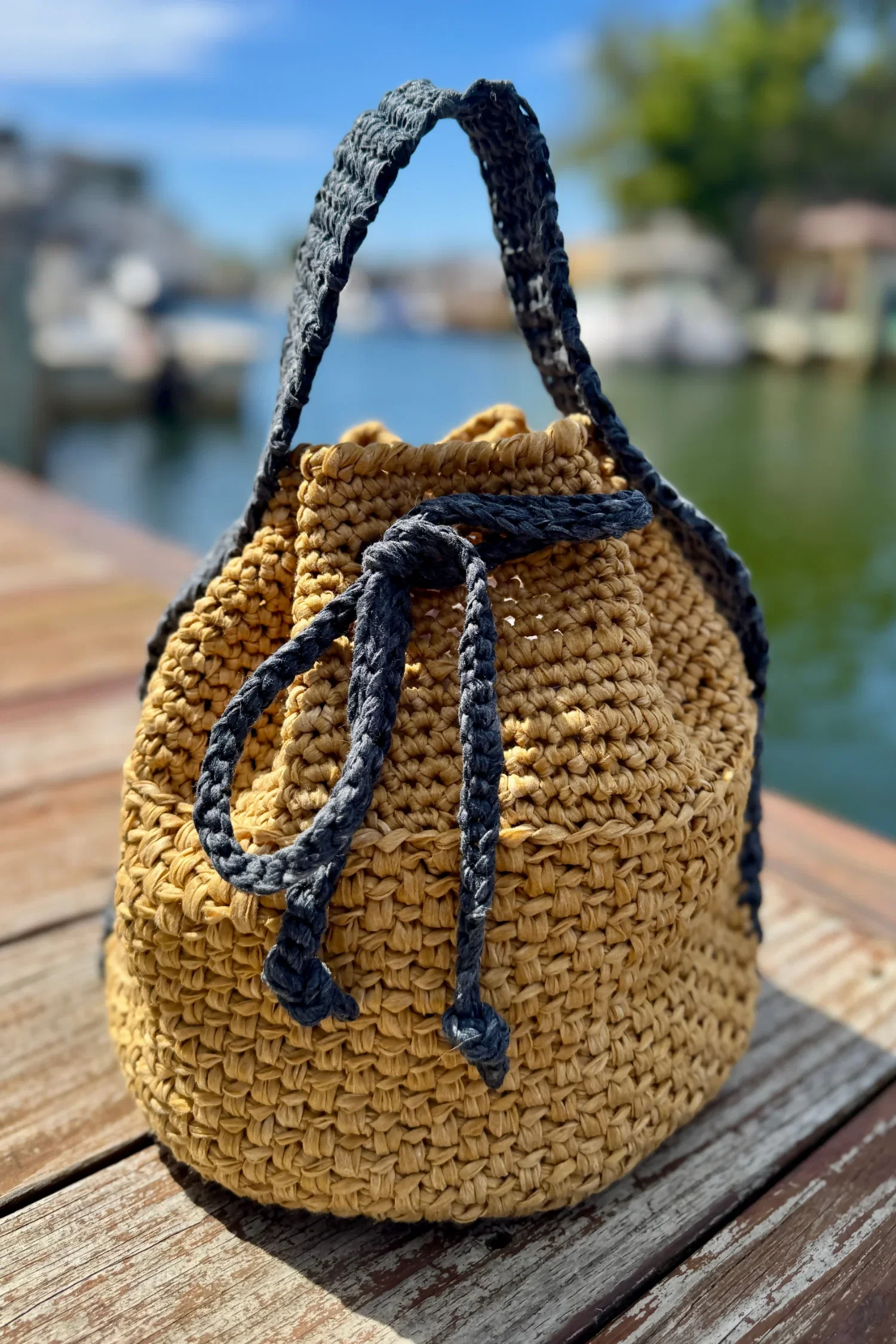 Image of Boardwalk Cinch Tote (Crochet)