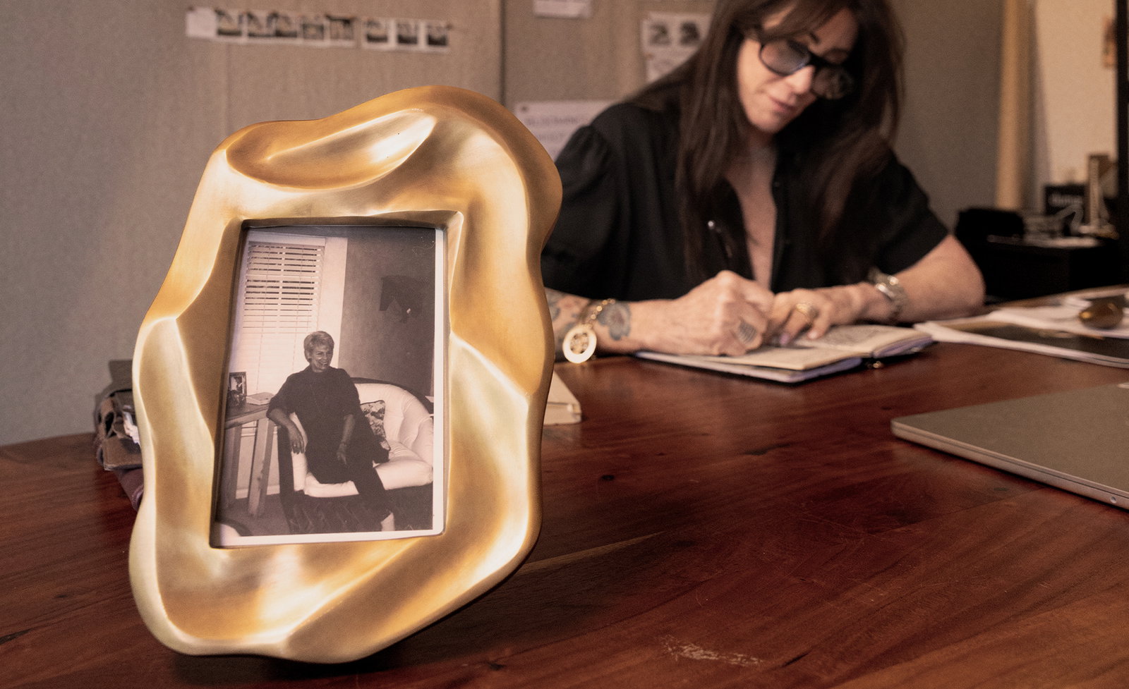 dumæ was born from a simple, lasting memory — a bowl passed down from Kym’s mother, one that held not just food, but moments of togetherness. That piece became the inspiration for one of our original designs: the Footed Bowl.
