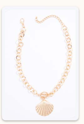 Shop Gold Seashell Pendant Short Toggle Necklace
