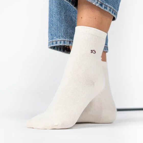 Chaussettes pailletées en coton peigné unies - Écru