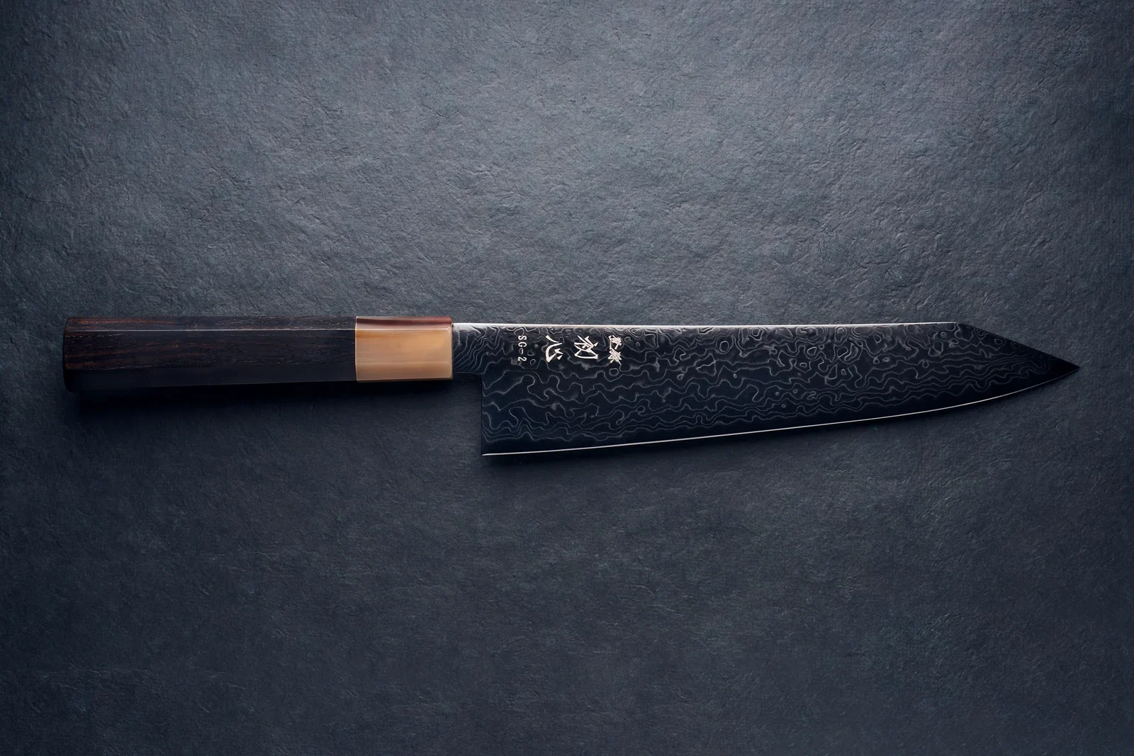 Image of Hatsukokoro Ryuhyo SG2 Damascus BLACK Kiritsuke Gyuto 210mm
