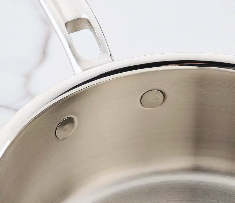 IMG: Closeup of ProBond Luxe sealed rims and flushed rivets