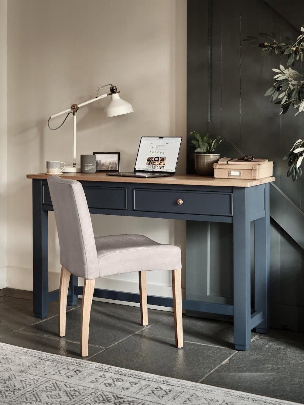 Richmond Desk