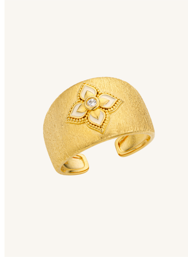 RING - WHITE LOTUS CUFF