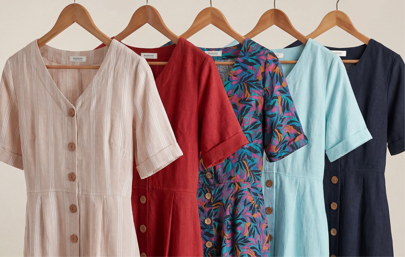 Robe boutonnée en lin à col en V - Femme