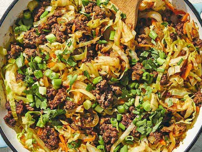 A Mediterranean ground beef and cabbage skillet.