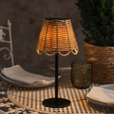 Kurv Bamboo Style Solar Table Lamp