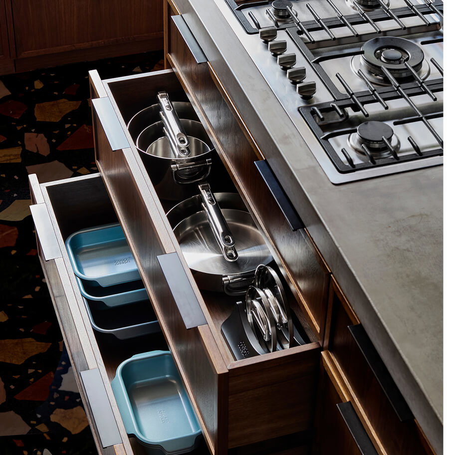 Space-Saving Cookware