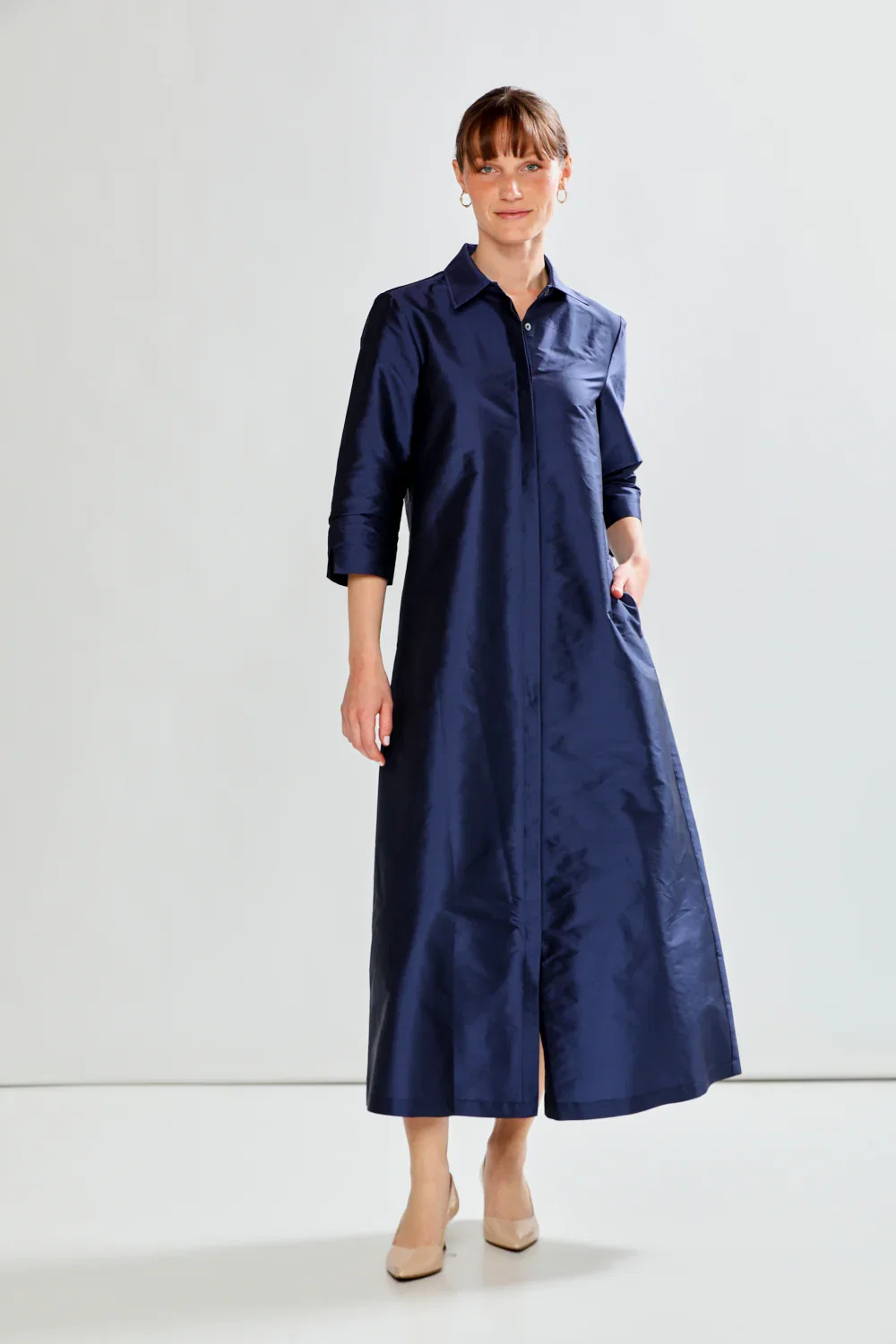 Image of The Hollie Dress in Taffeta - Navy