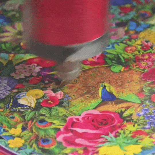 Peacock Splendour - Vine Puzzle Cut