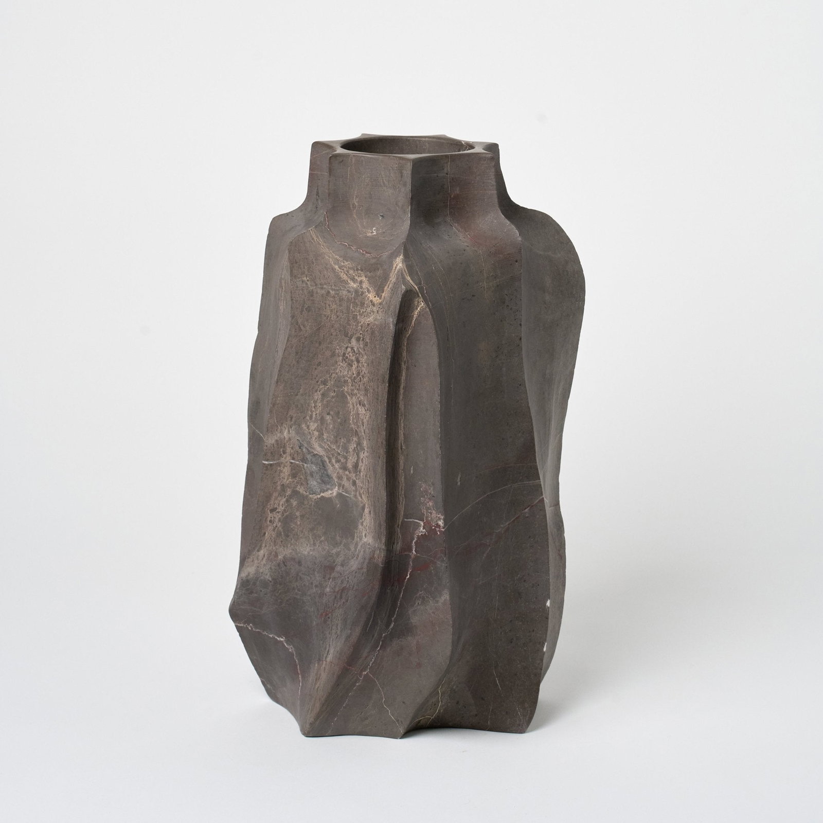 16" Narcissus Marble Vase
